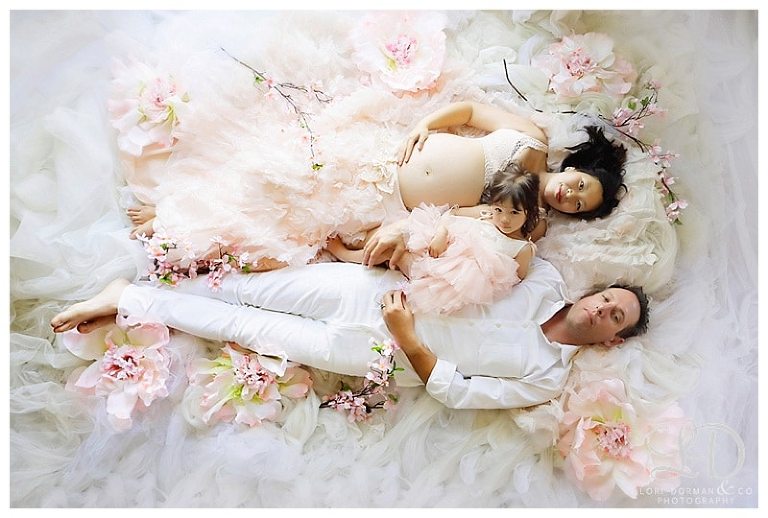 adorable maternity with daughter-whimsical maternity shoot-lori dorman photography_0853.jpg