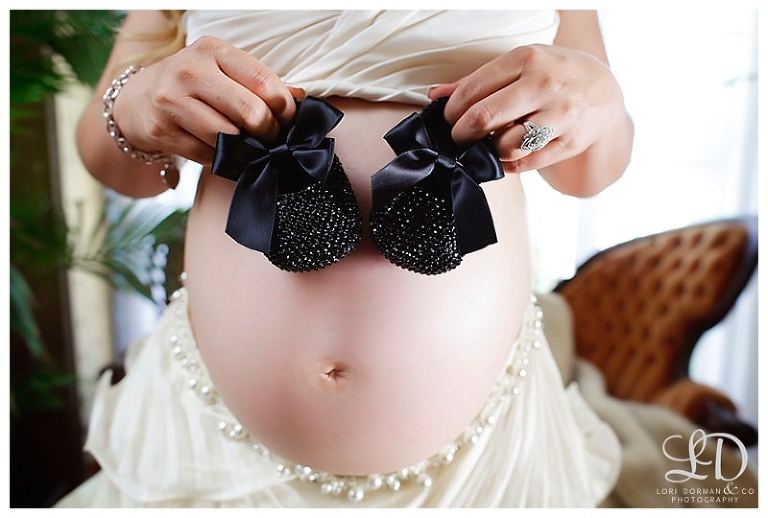 dreamy maternity photoshoot-expecting a girl-lori dorman photography-mama to be_0203.jpg