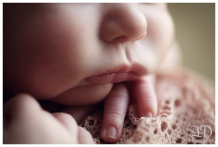 sweet baby girl newborn shoot-lori dorman photography-family newborn session-home newborn photoshoot_0679.jpg