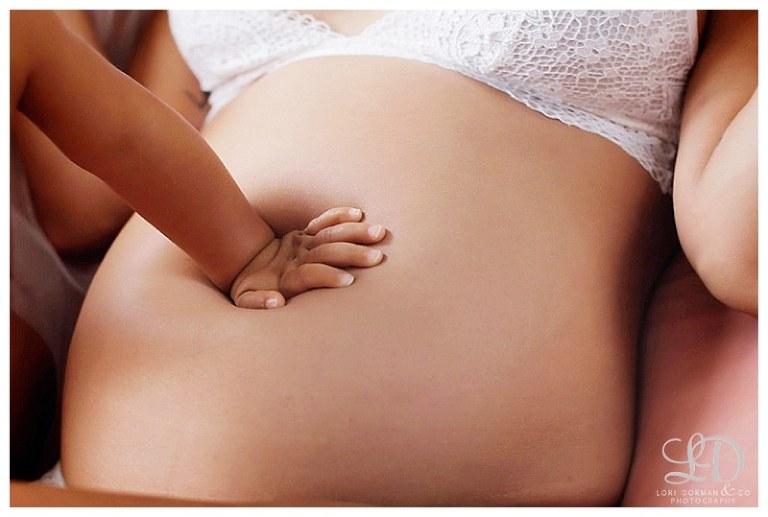 sweet maternity photoshoot-lori dorman photography-maternity boudoir-professional photographer_2074.jpg