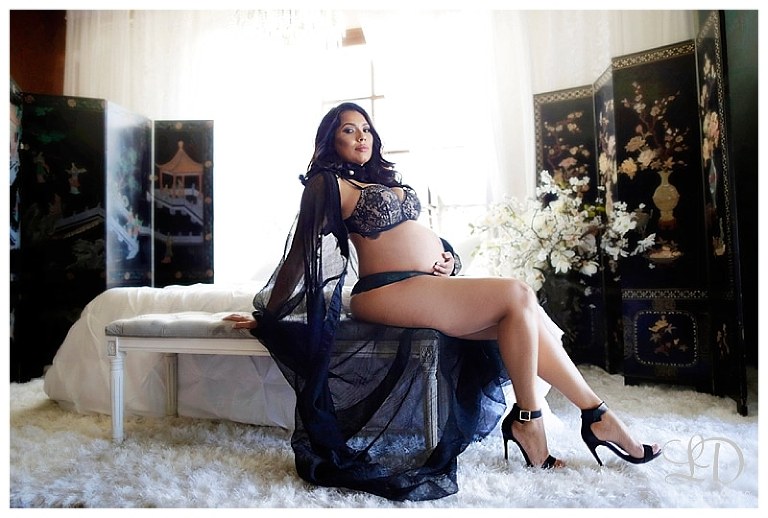 sweet maternity photoshoot-lori dorman photography-maternity boudoir-professional photographer_3024.jpg