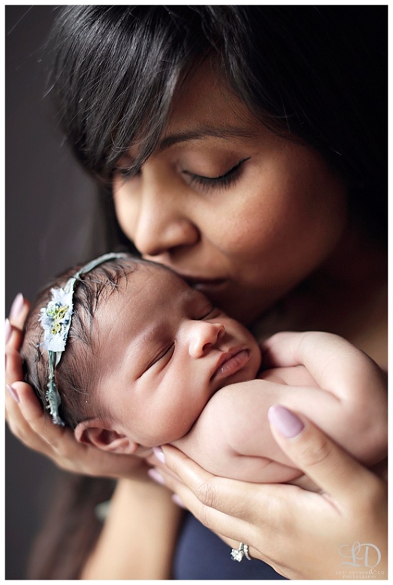 sweet maternity photoshoot-lori dorman photography-maternity boudoir-professional photographer_4604.jpg