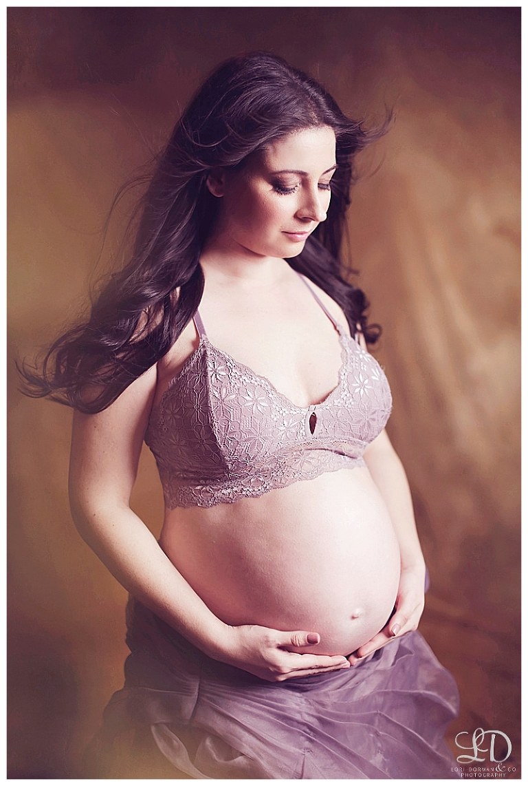 sweet maternity photoshoot-lori dorman photography-maternity boudoir-professional photographer_5049.jpg